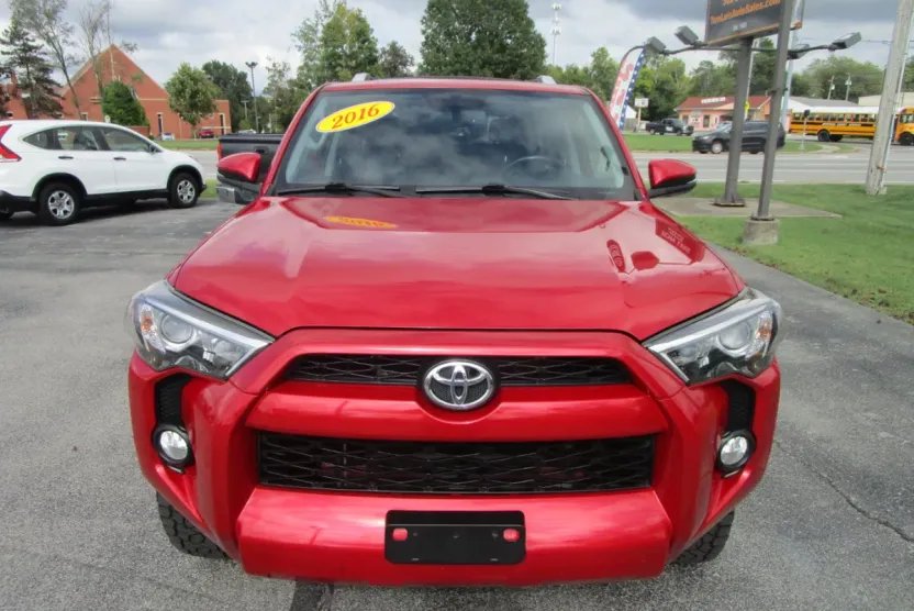 2016 Toyota 4Runner Base photo 1