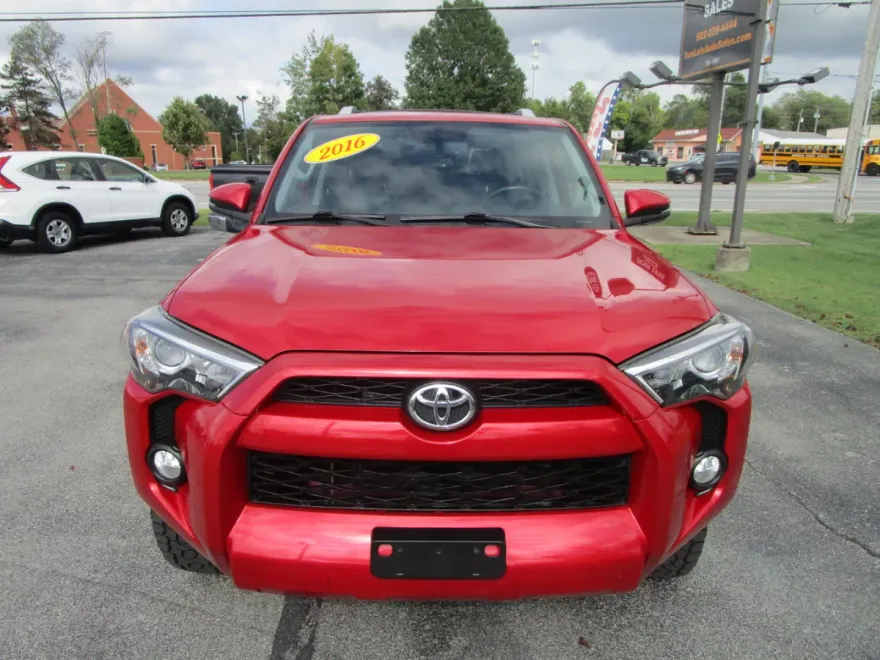 2016 Toyota 4Runner Base photo 1