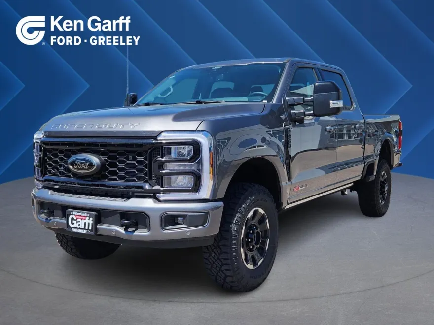 2025 Ford F-350 Lariat photo 1