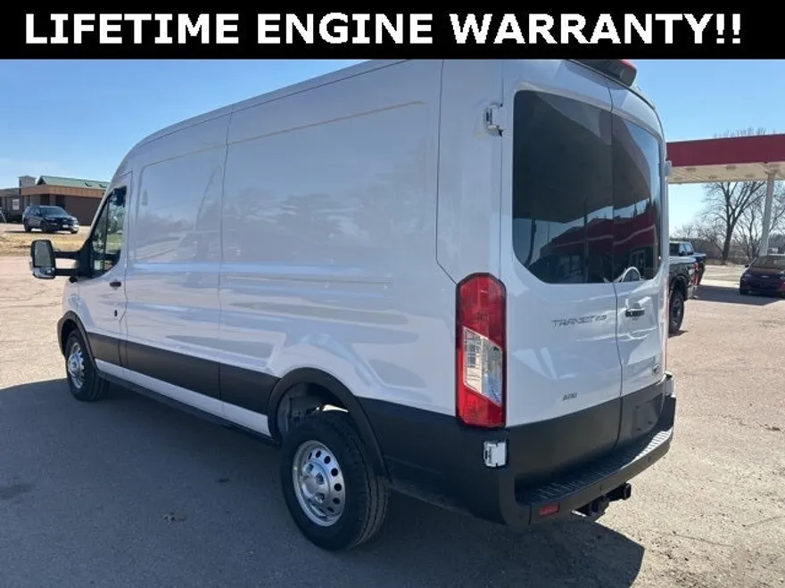 2025 Ford Transit photo 1