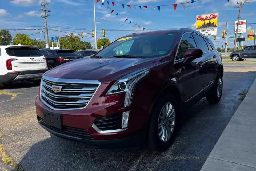 2017 Cadillac XT5 Base photo 1