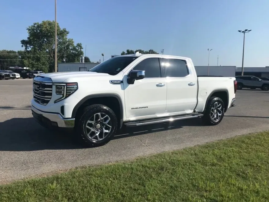 2023 Gmc Sierra 1500 SLT photo 1