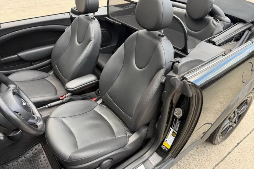 2014 Mini Cooper Convertible photo 1
