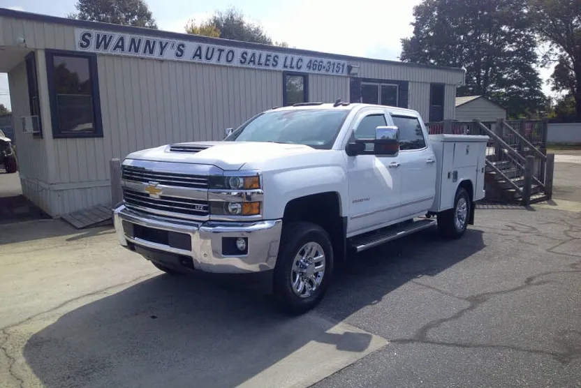 2017 Chevrolet Silverado 2500HD LTZ photo 1