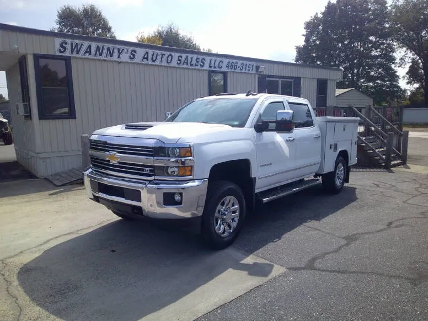 2017 Chevrolet Silverado 2500HD LTZ photo 1