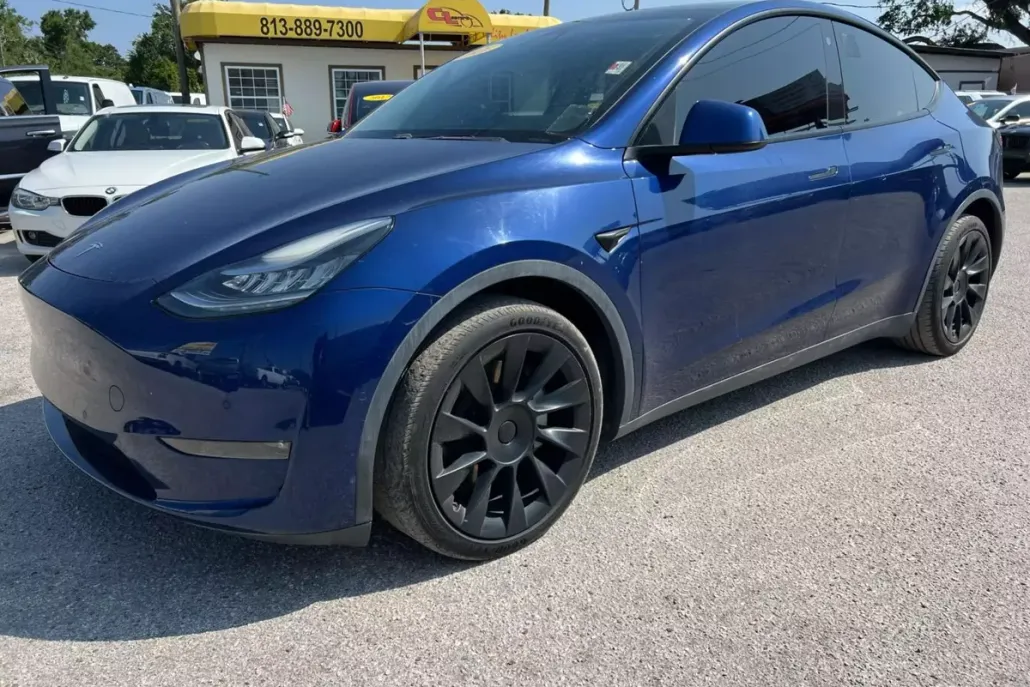 2021 Tesla Model Y Long Range photo 1