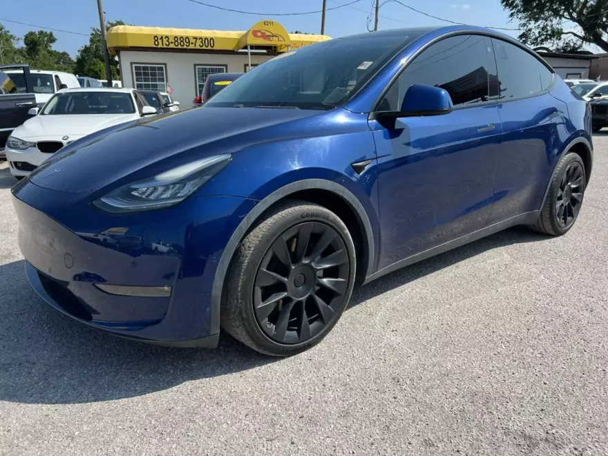 2021 Tesla Model Y Long Range photo 1