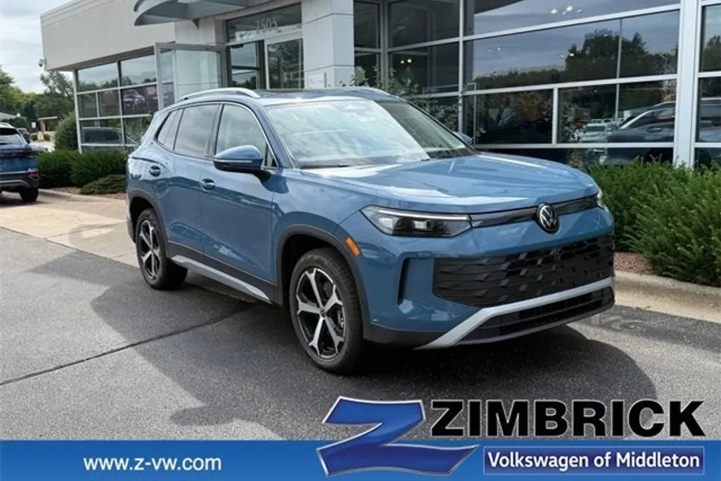 2025 Volkswagen Tiguan SE photo 1