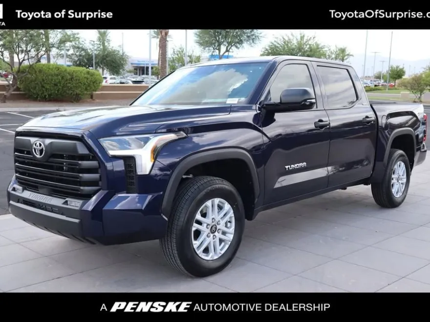 2026 Toyota Tundra SR5 CrewMax photo 1