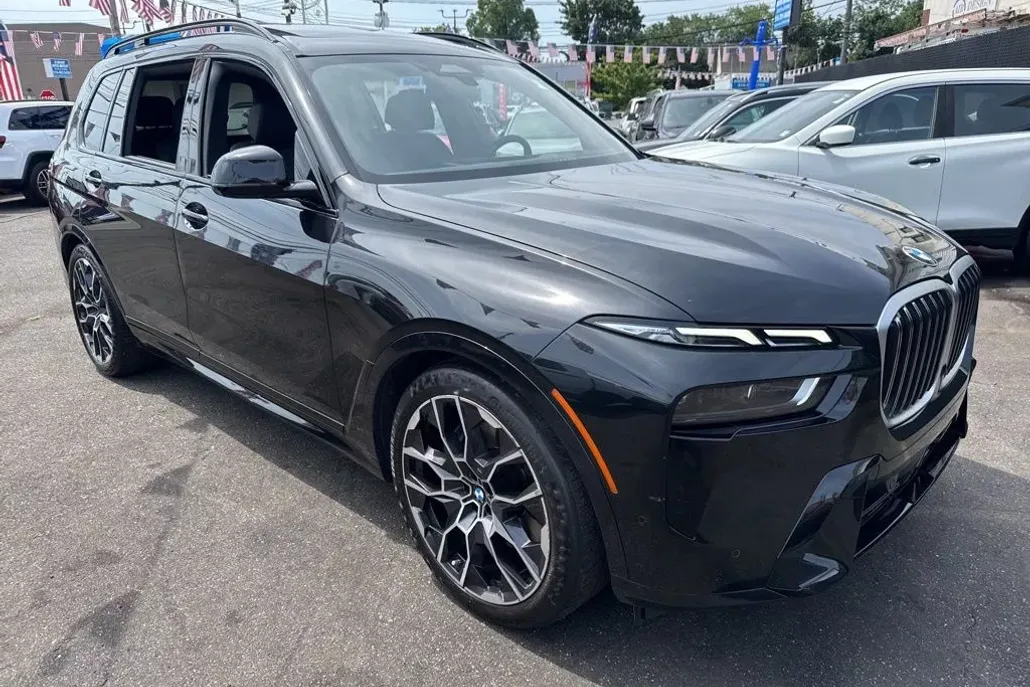 2023 Bmw X7 xDrive40i photo 1
