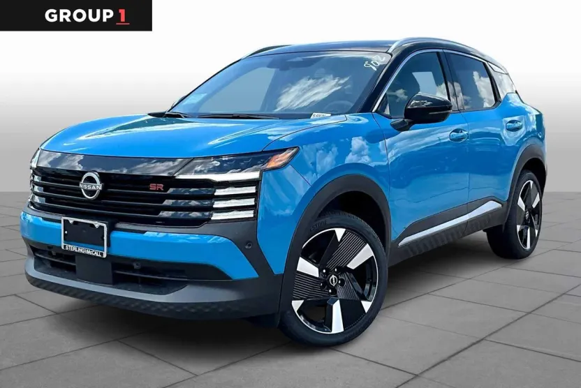 2025 Nissan Kicks SR photo 1