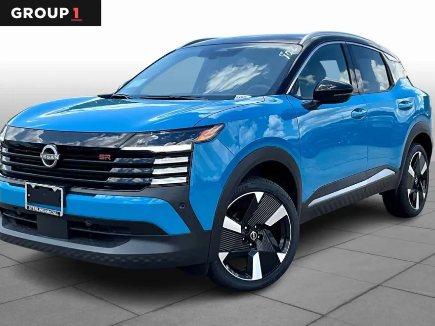 2025 Nissan Kicks SR photo 1