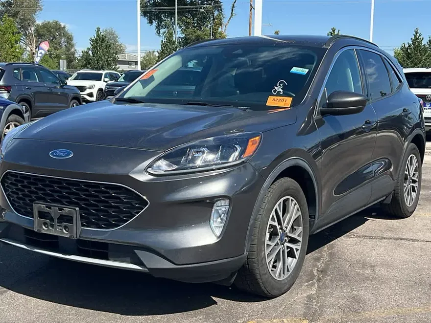 2020 Ford Escape SEL photo 1
