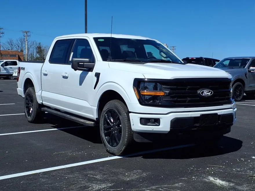 2025 Ford F-150 XLT photo 1