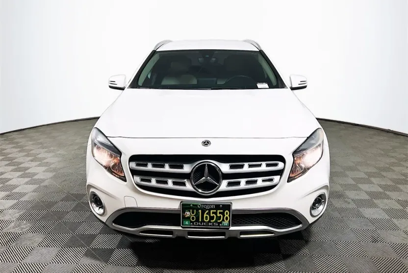 2019 Mercedes Benz GLA 250 4MATIC photo 1