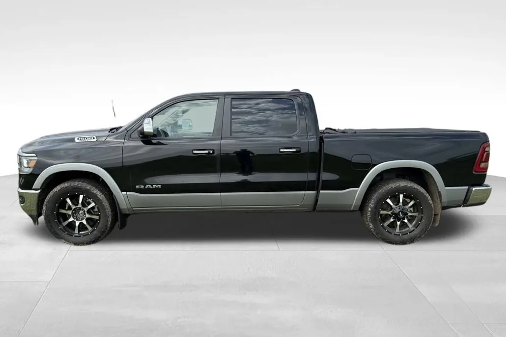2020 Ram 1500 Laramie photo 1
