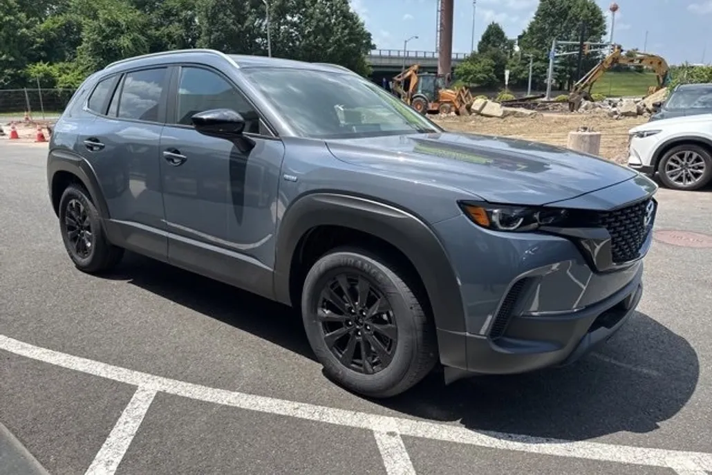2025 Mazda CX-50 Preferred photo 1