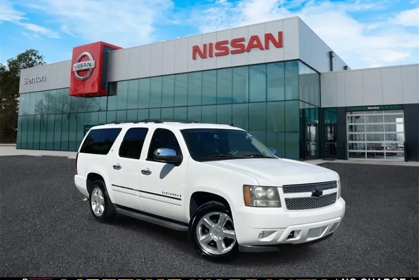 2009 Chevrolet Suburban 1500 LTZ photo 1