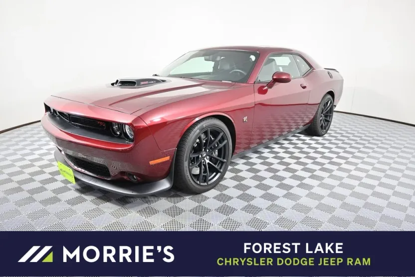 2022 Dodge Challenger R/T Scat Pack photo 1