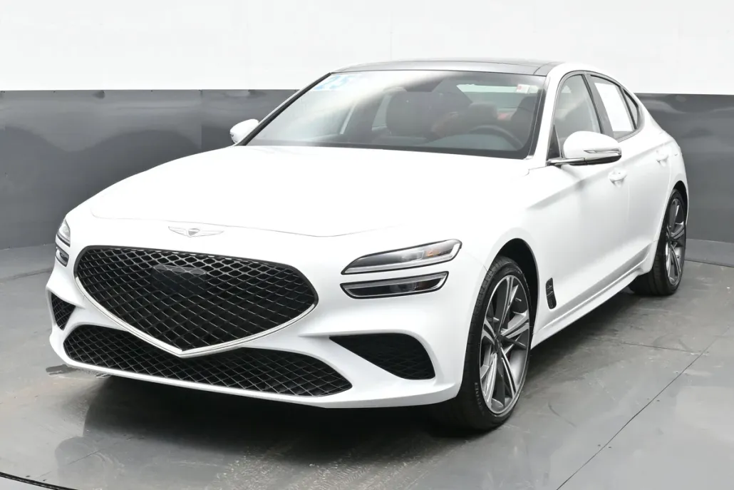 2025 Genesis G70 2.5T photo 1