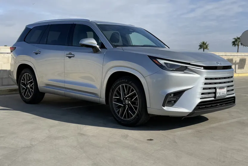 2024 Lexus TX 350 Luxury photo 1