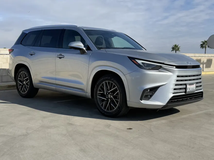 2024 Lexus TX 350 Luxury photo 1