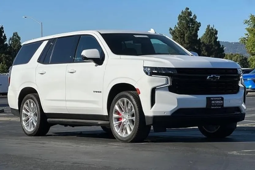 2023 Chevrolet Tahoe RST photo 1