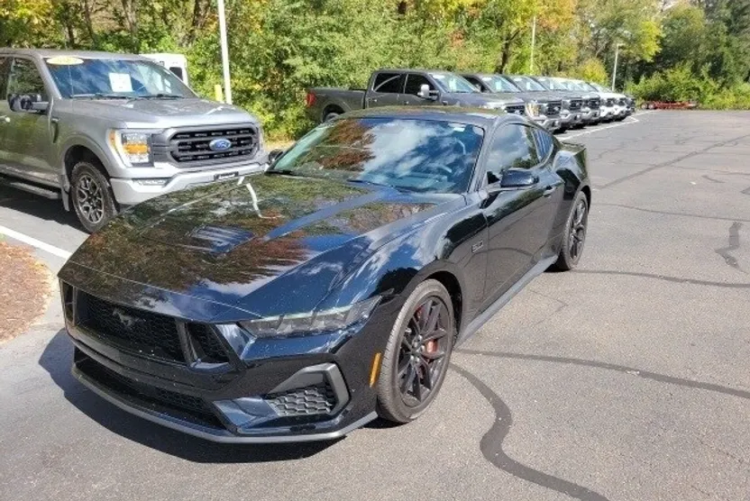 2024 Ford Mustang GT Premium photo 1