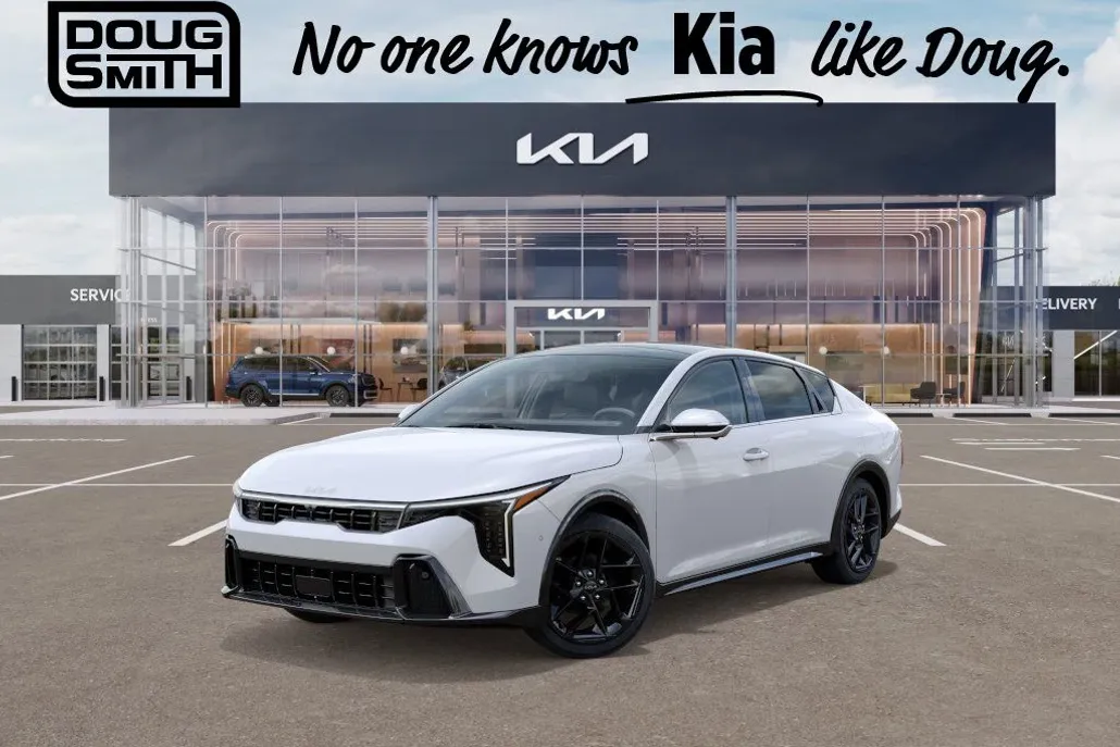2025 Kia K4 GT-Line Turbo photo 1