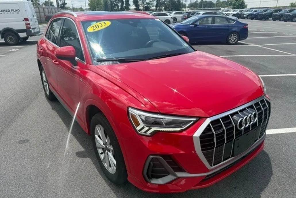 2023 Audi Q3 Premium Plus S line photo 1