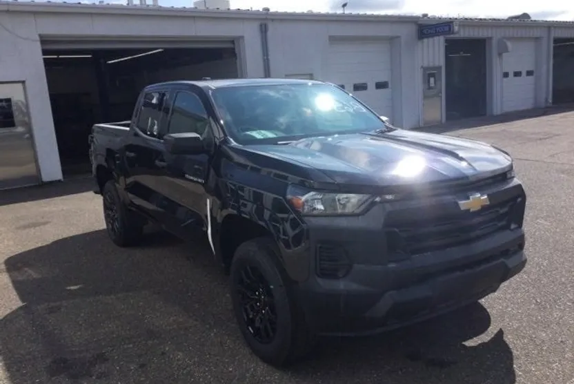 2026 Chevrolet Colorado Work Truck photo 1