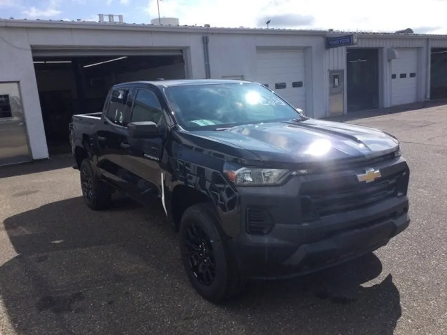 2026 Chevrolet Colorado Work Truck photo 1