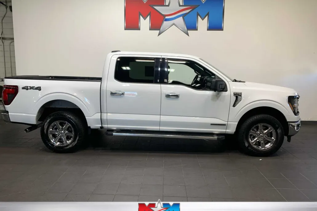 2024 Ford F-150 XLT photo 1