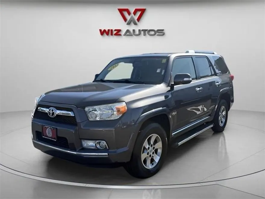 2013 Toyota 4Runner SR5 photo 1