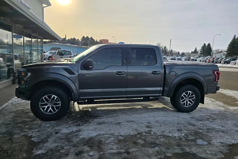 2018 Ford F-150 Raptor photo 1