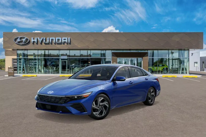 2025 Hyundai Elantra Limited photo 1