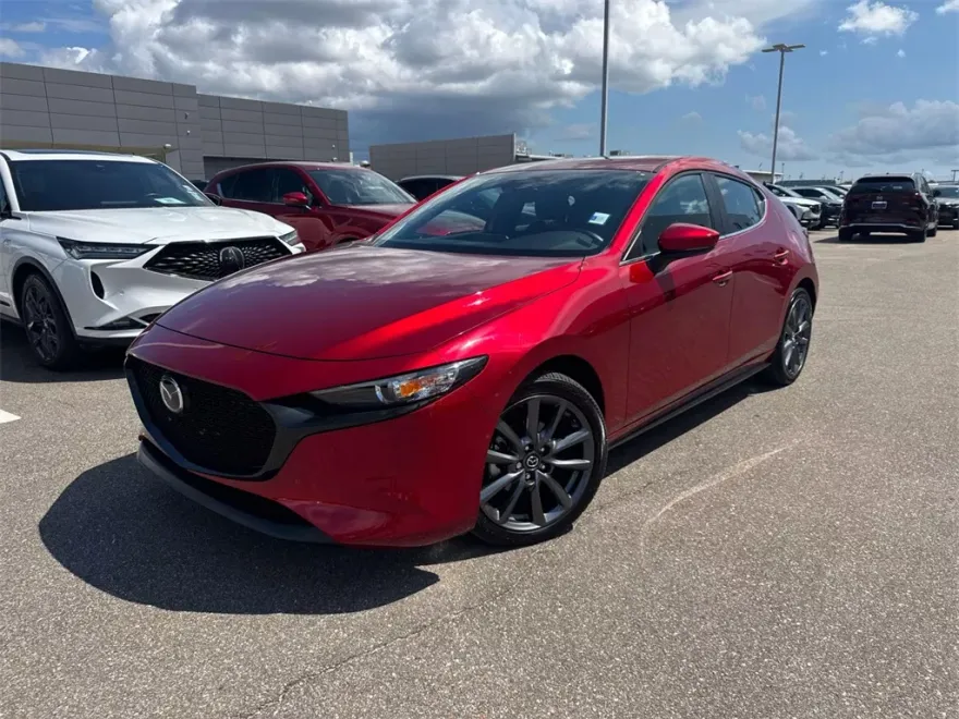 2025 Mazda Mazda3 2.5 s Preferred Hatchback photo 1