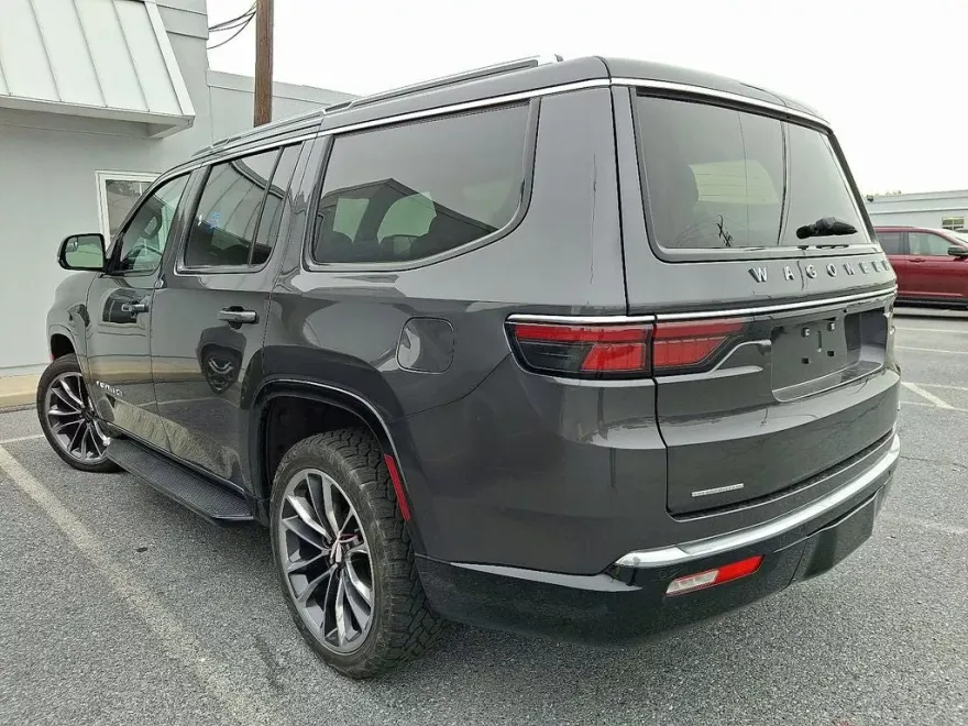 2022 Jeep Wagoneer Series II photo 1