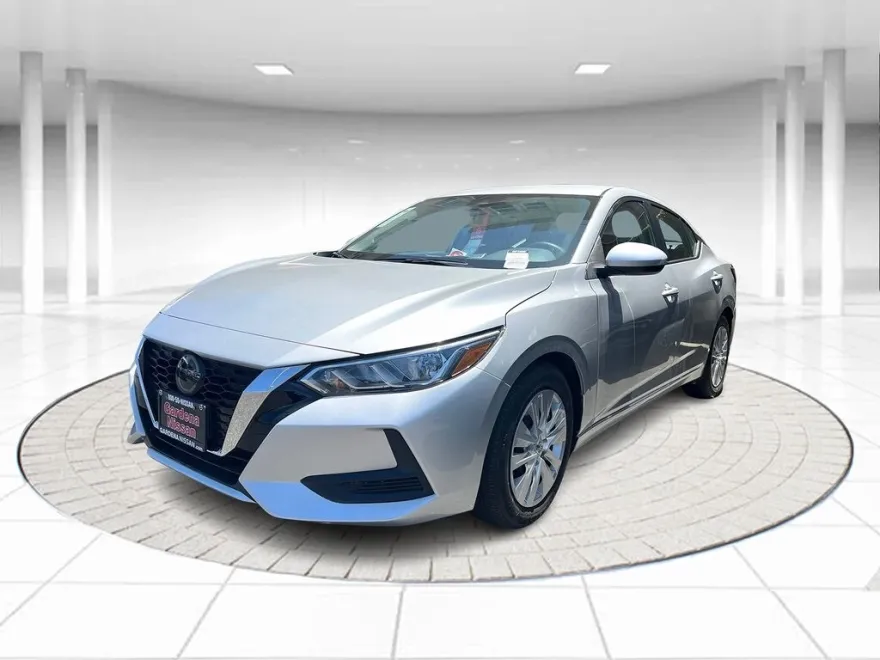 2023 Nissan Sentra S photo 1