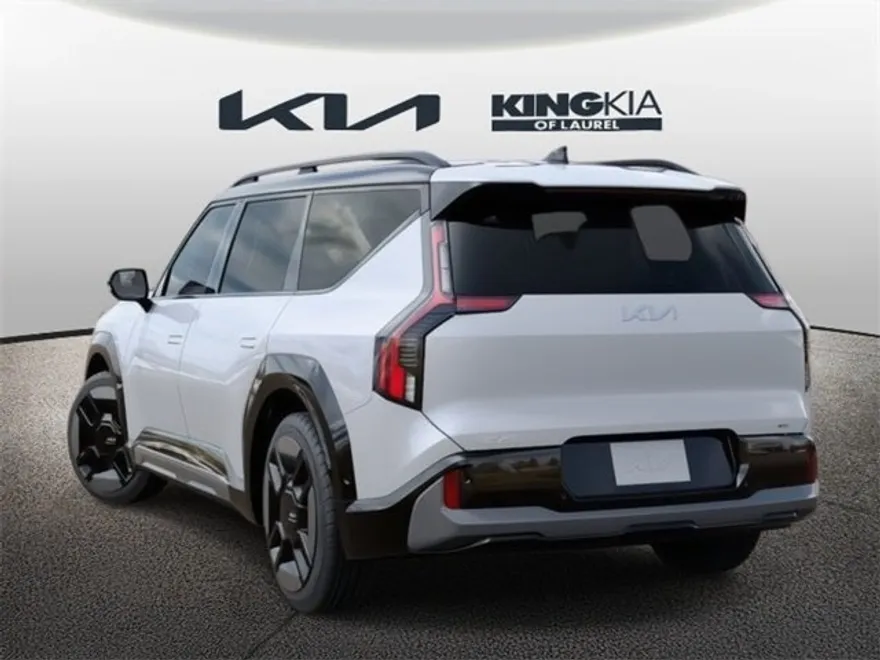 2026 Kia EV9 GT-Line photo 1
