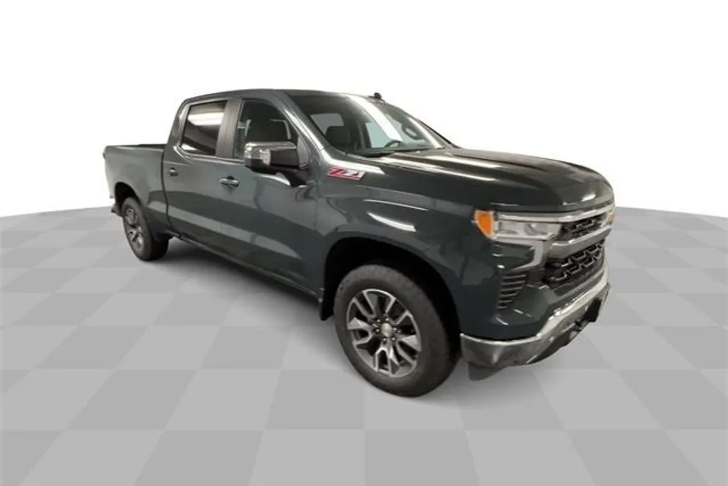 2025 Chevrolet Silverado 1500 LT photo 1