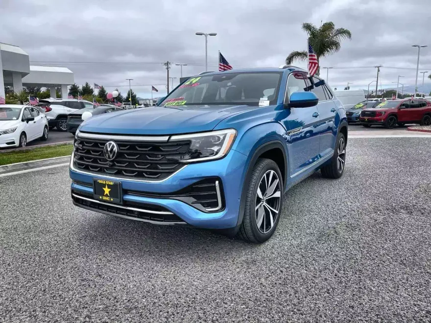 2024 Volkswagen Atlas Cross Sport SEL Premium R-Line photo 1