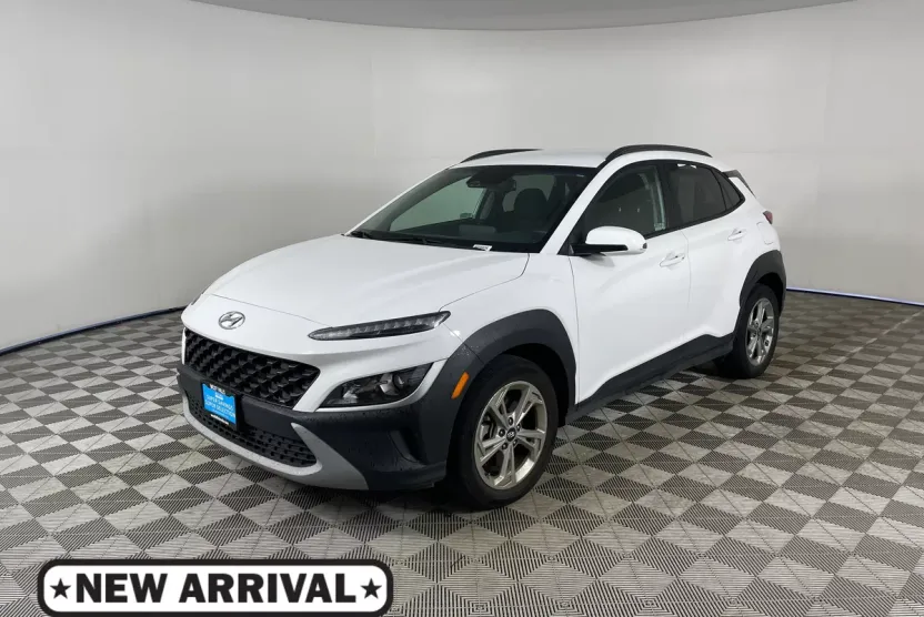 2022 Hyundai Kona SEL photo 1