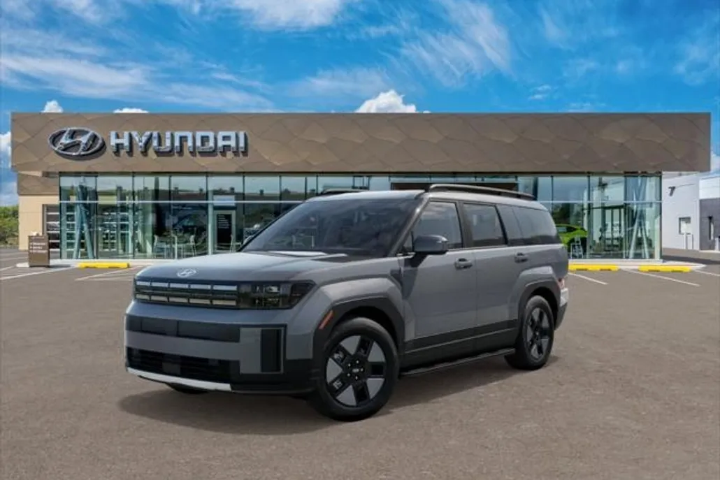 2025 Hyundai Santa Fe SEL photo 1