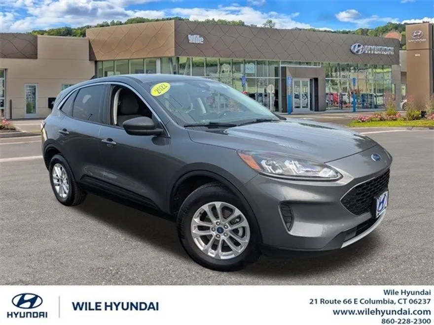 2022 Ford Escape SE photo 1