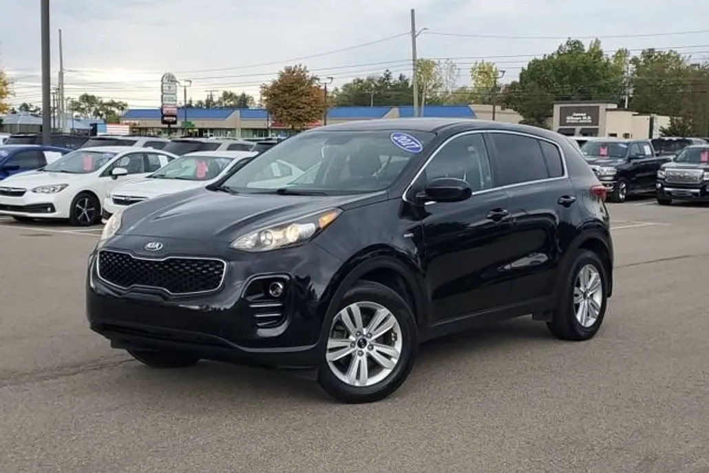 2017 Kia Sportage LX photo 1