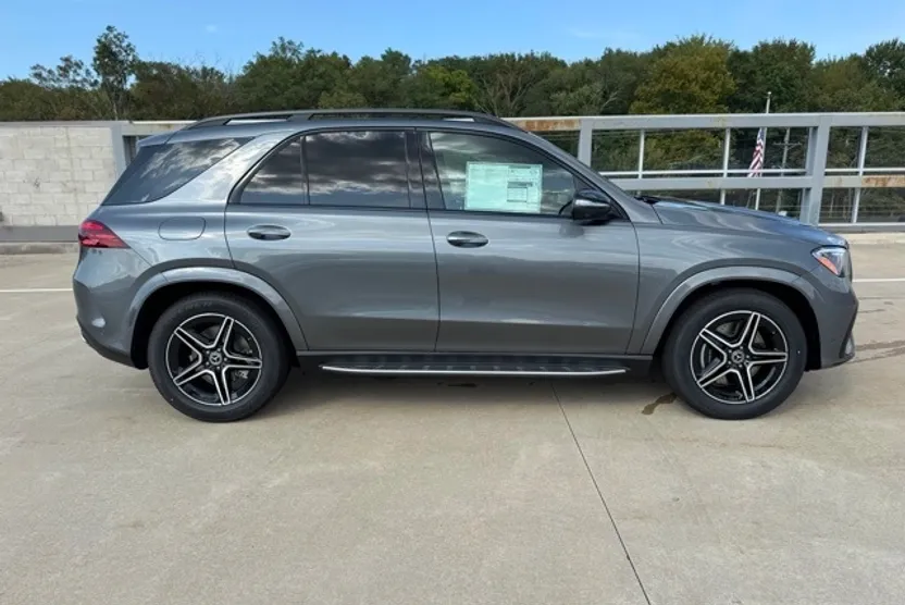 2026 Mercedes Benz GLE 350 4MATIC photo 1