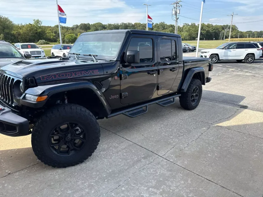 2023 Jeep Gladiator Mojave photo 1