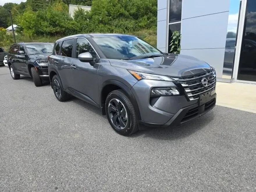2025 Nissan Rogue SV photo 1