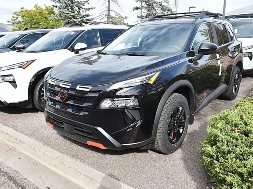 2026 Nissan Rogue SV photo 1